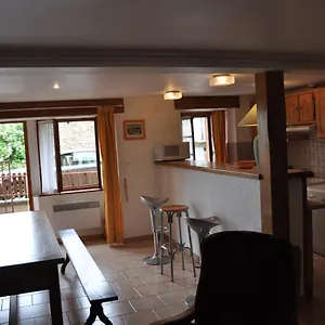 Maison Vedrines Saint Loup Cantal Hébergement de vacances